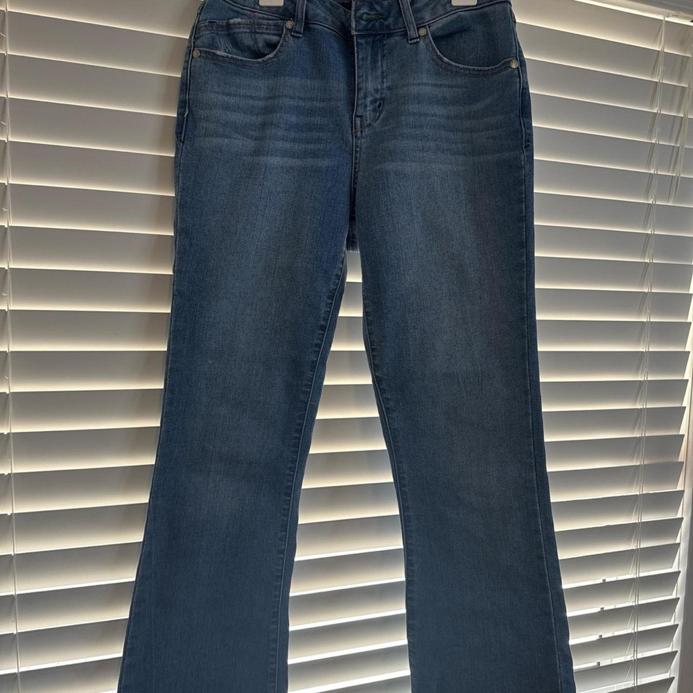 1822 Denim Women's Medium Dark Blue Flare Jeans